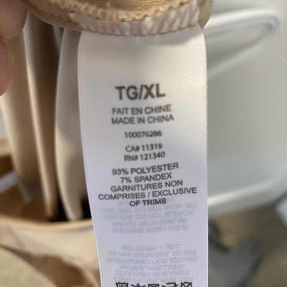 Dynamite Closet Essential Basic Crew Neck Nude‎ Tan Sleeveless Bodysuit Size XL - Picture 3 of 6